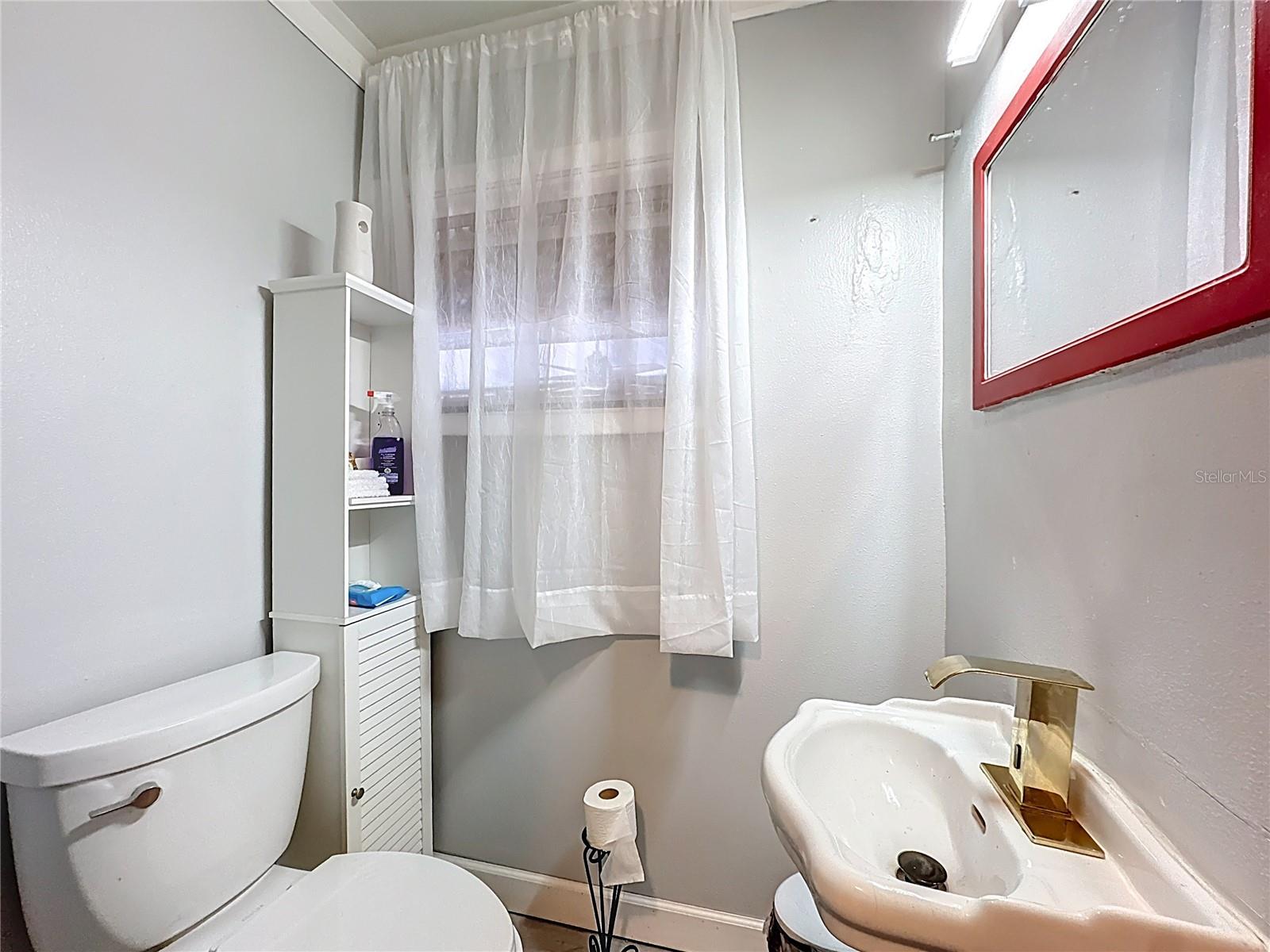 Image 29 of 57 For 230 Embrey Drive