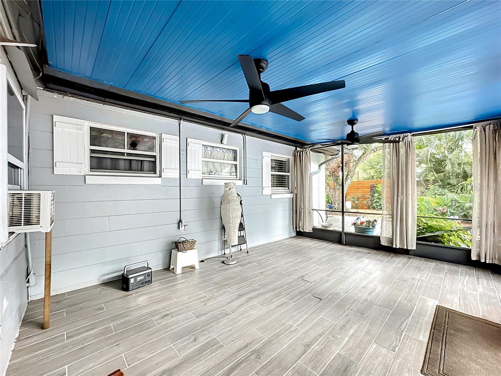 Image 41 of 57 For 230 Embrey Drive