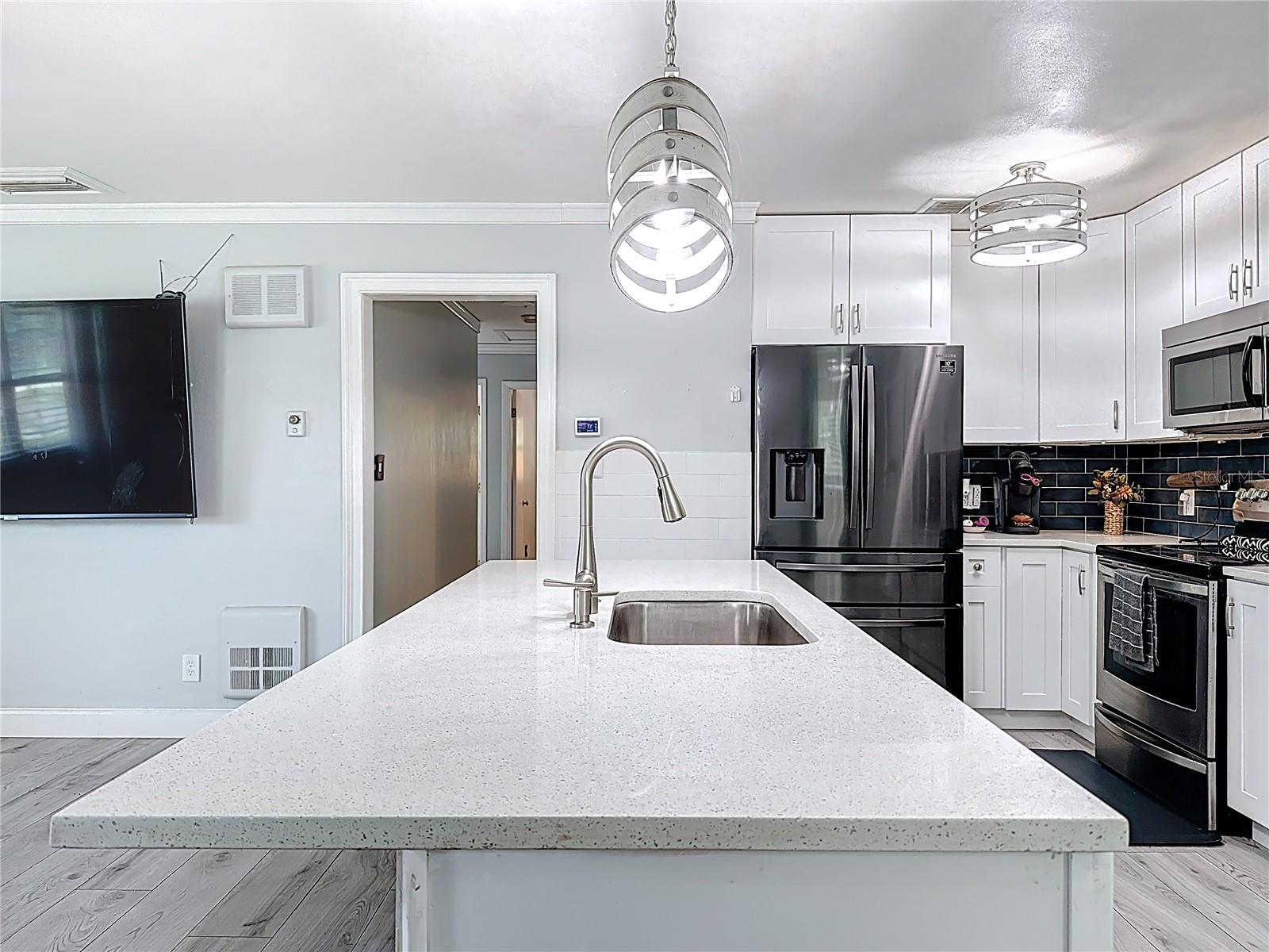 Image 8 of 57 For 230 Embrey Drive