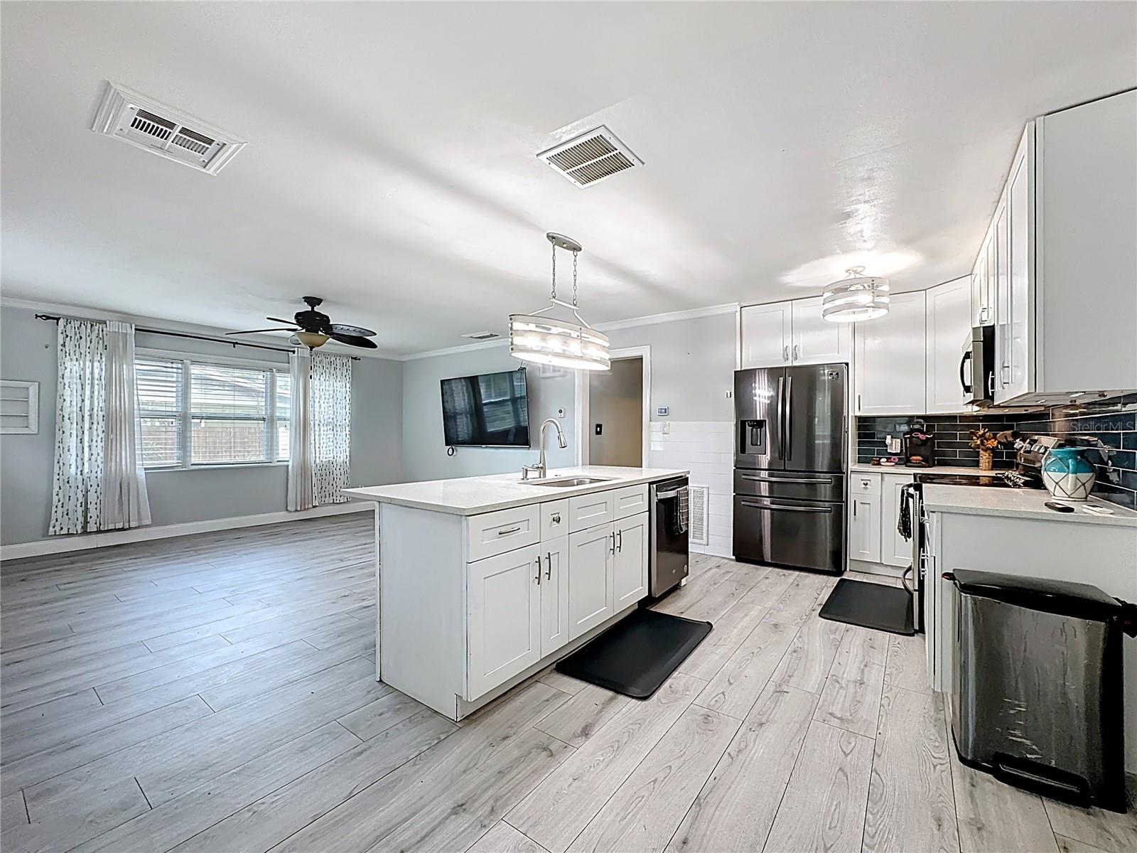 Image 9 of 57 For 230 Embrey Drive