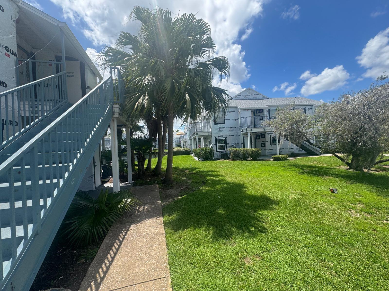 Image 12 of 22 For 2516 Woodgate Boulevard 107