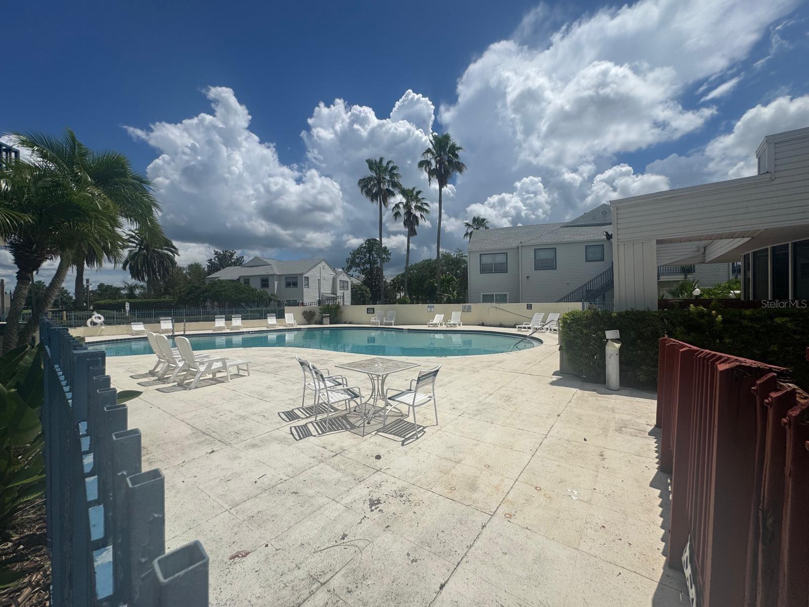 Image 17 of 22 For 2516 Woodgate Boulevard 107