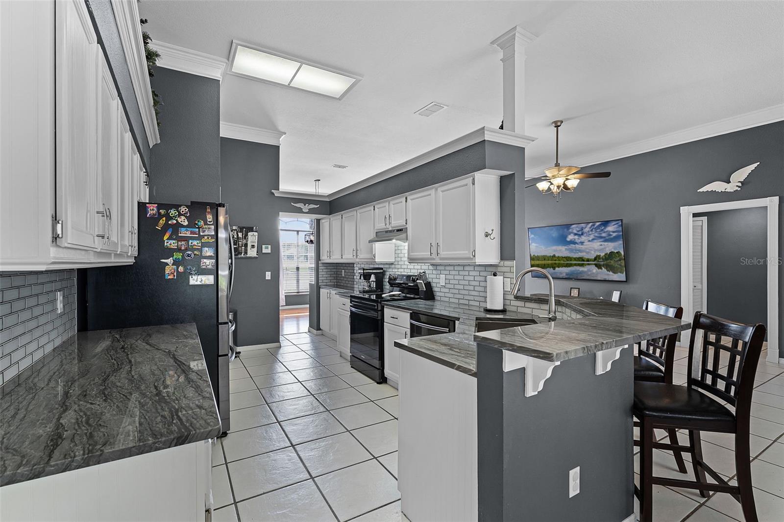 Image 14 of 70 For 1390 Twin Rivers Boulevard
