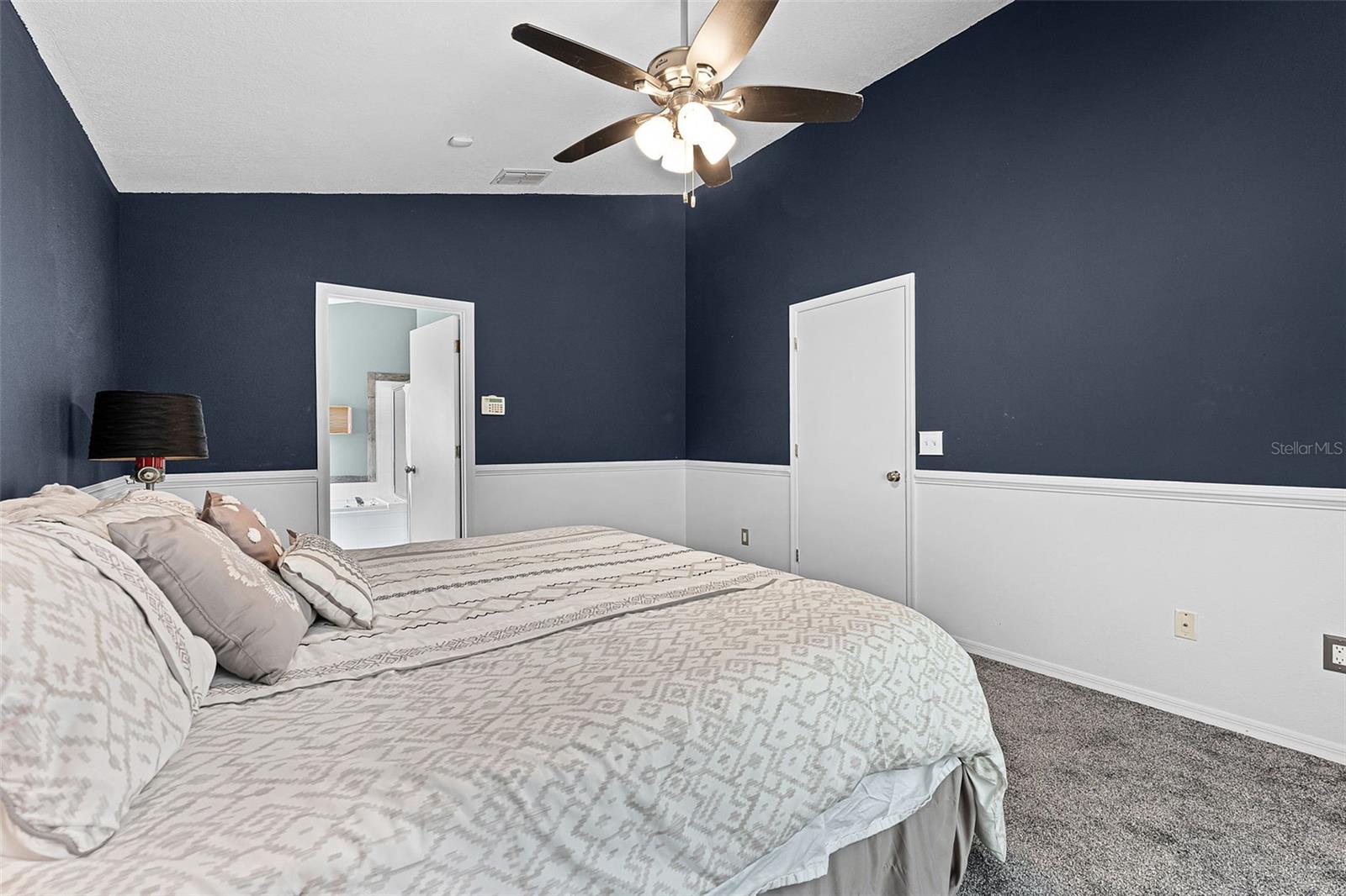 Image 33 of 70 For 1390 Twin Rivers Boulevard