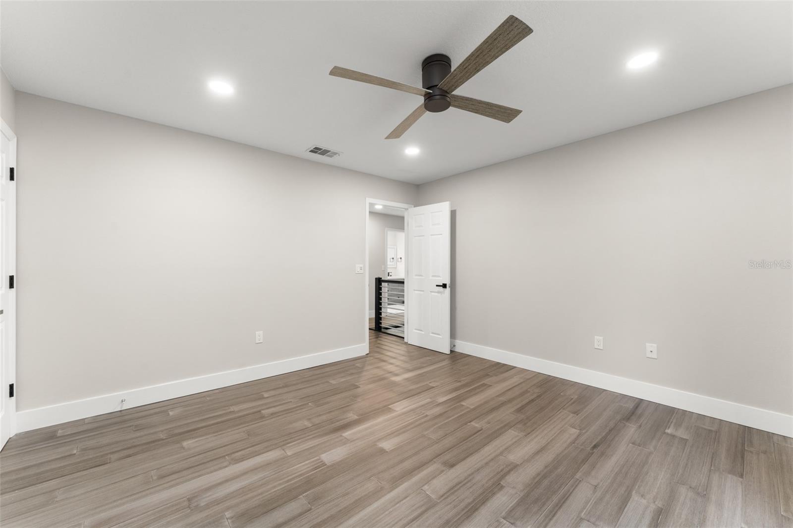 Image 50 of 65 For 109 12th Avenue