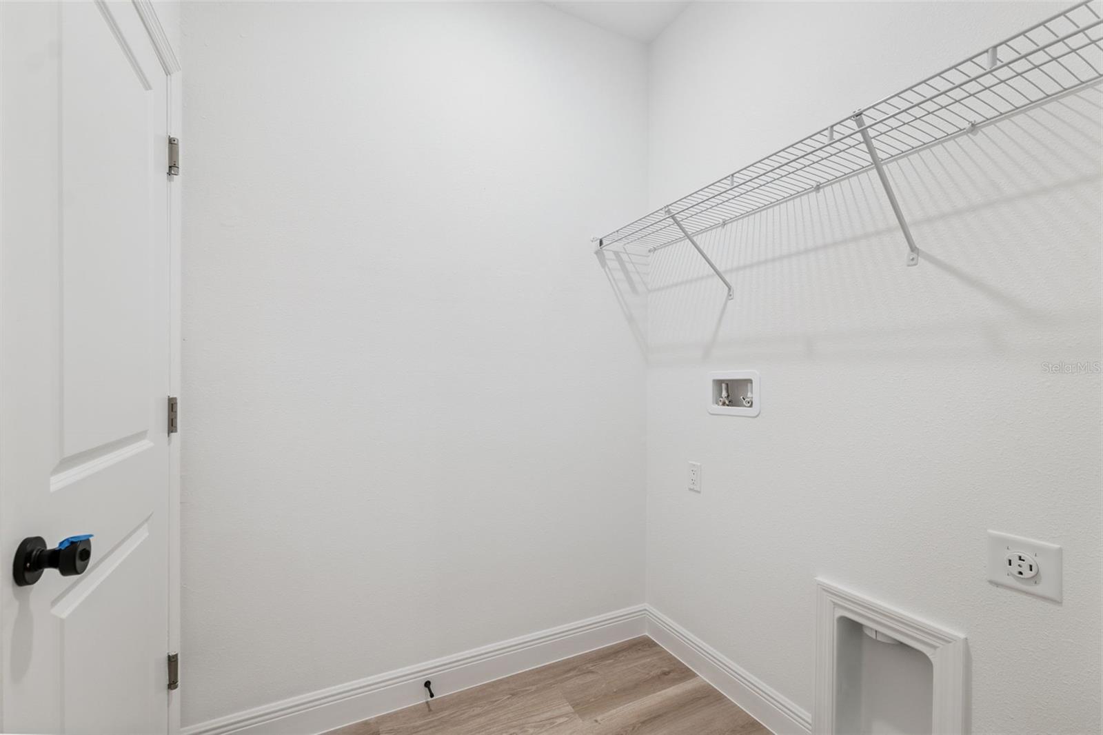 Image 31 of 41 For 16619 25th Court