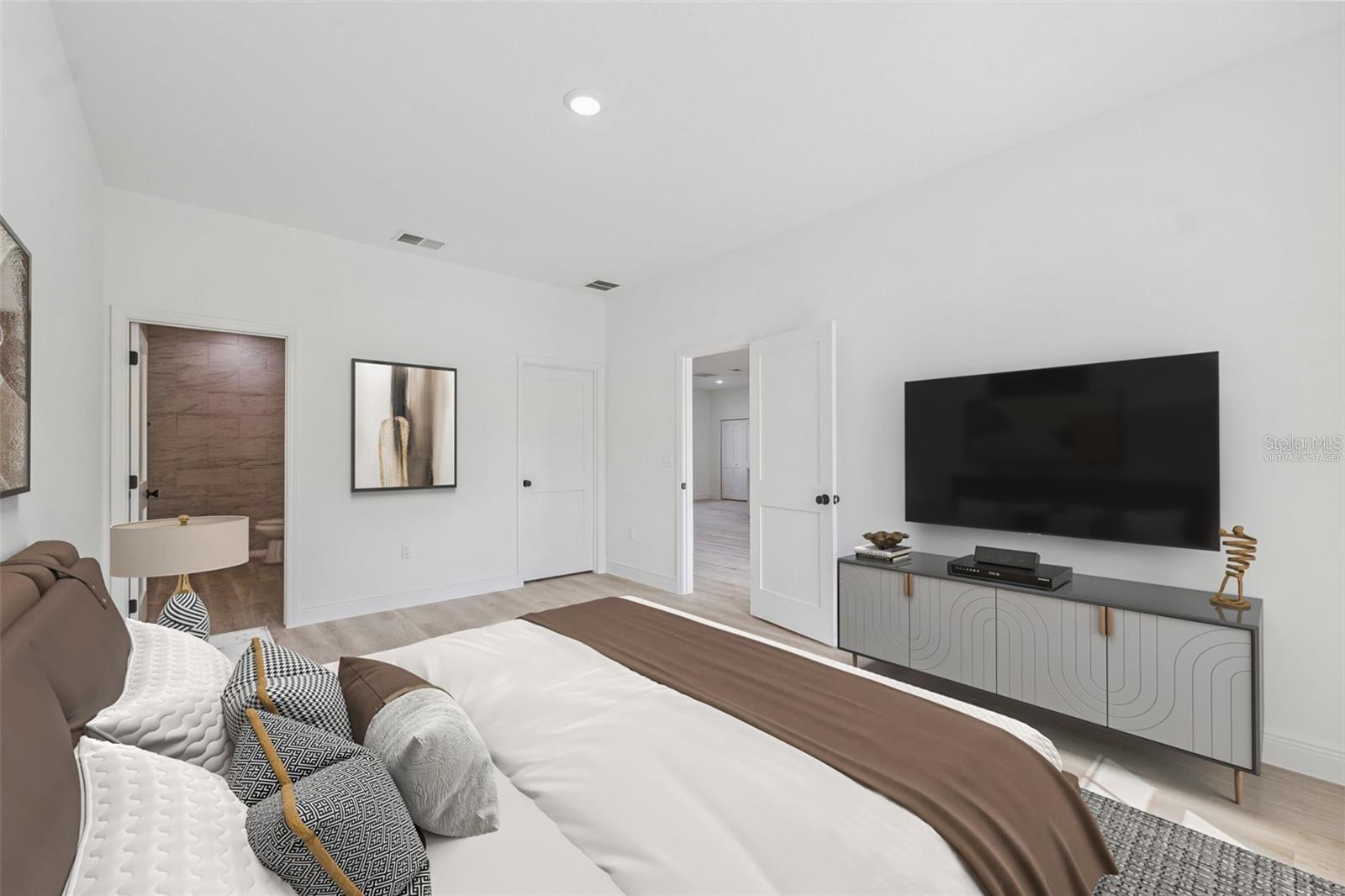 Image 38 of 41 For 16619 25th Court