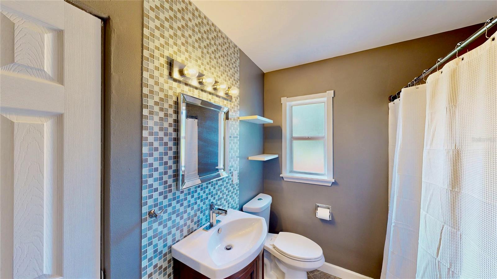 Image 11 of 26 For 737 Alfred Drive
