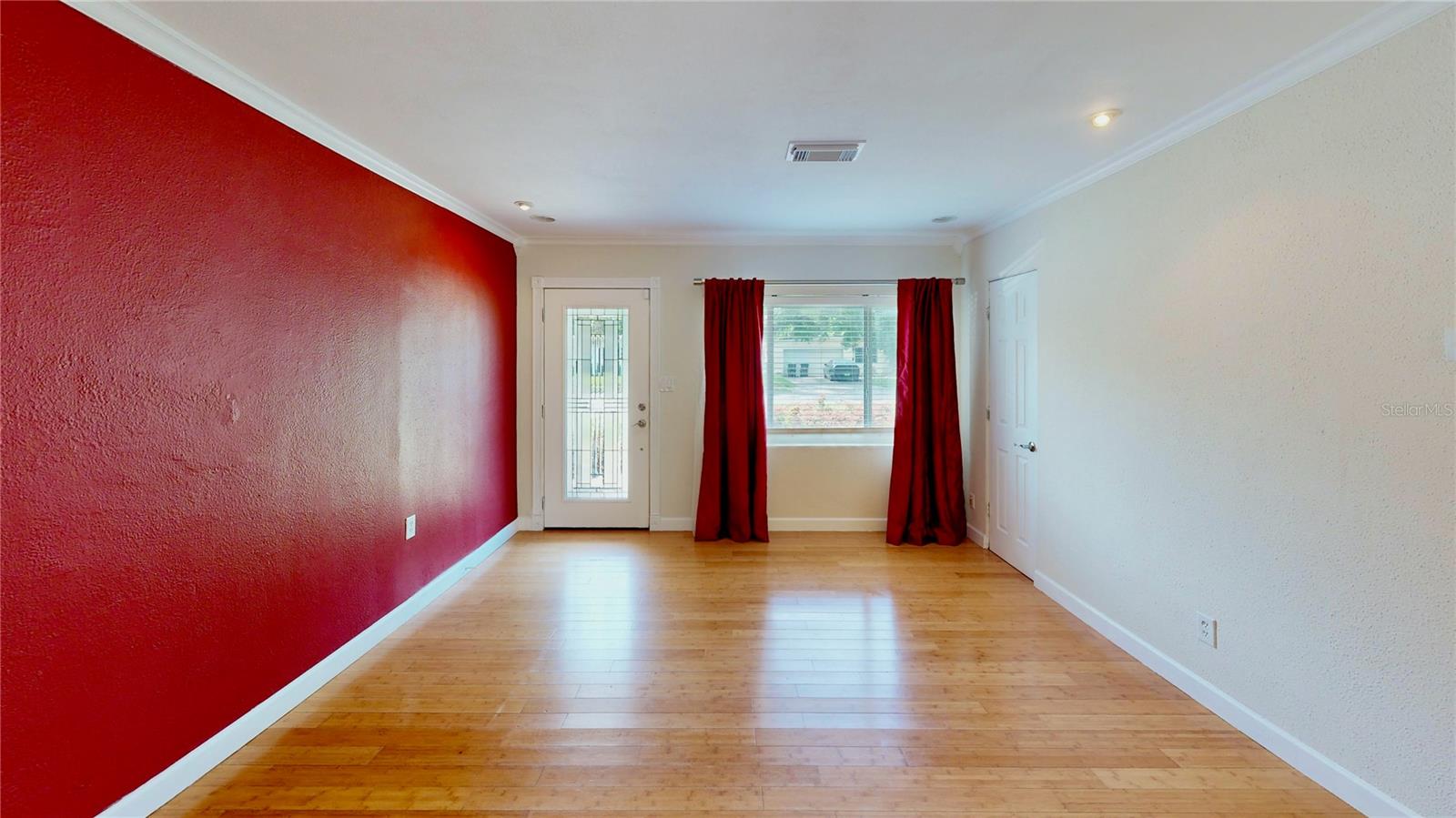 Image 16 of 26 For 737 Alfred Drive