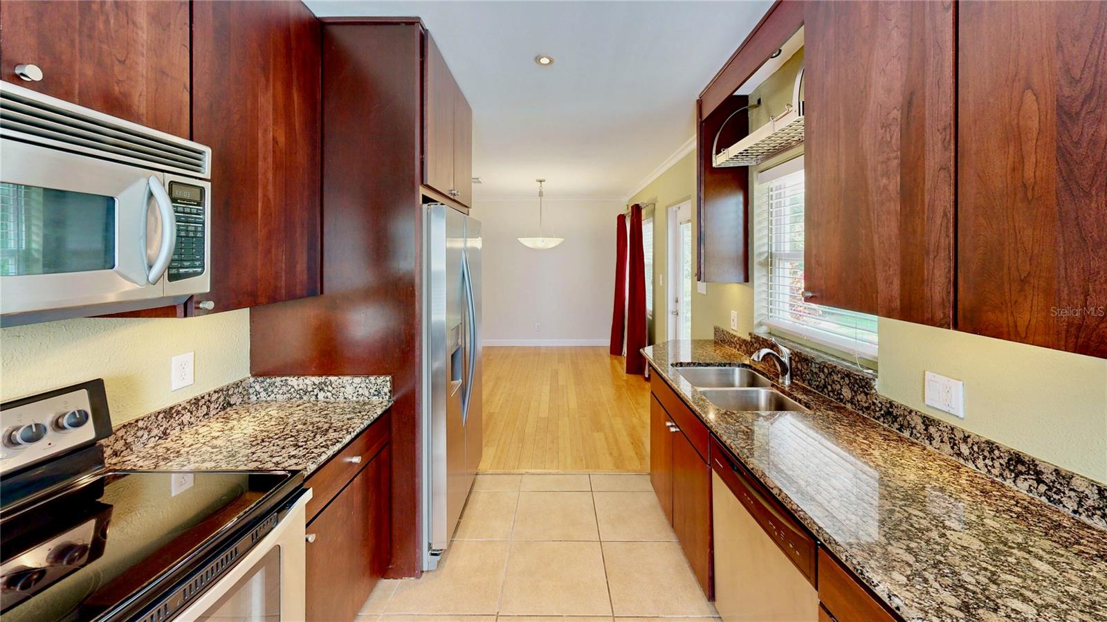Image 18 of 26 For 737 Alfred Drive