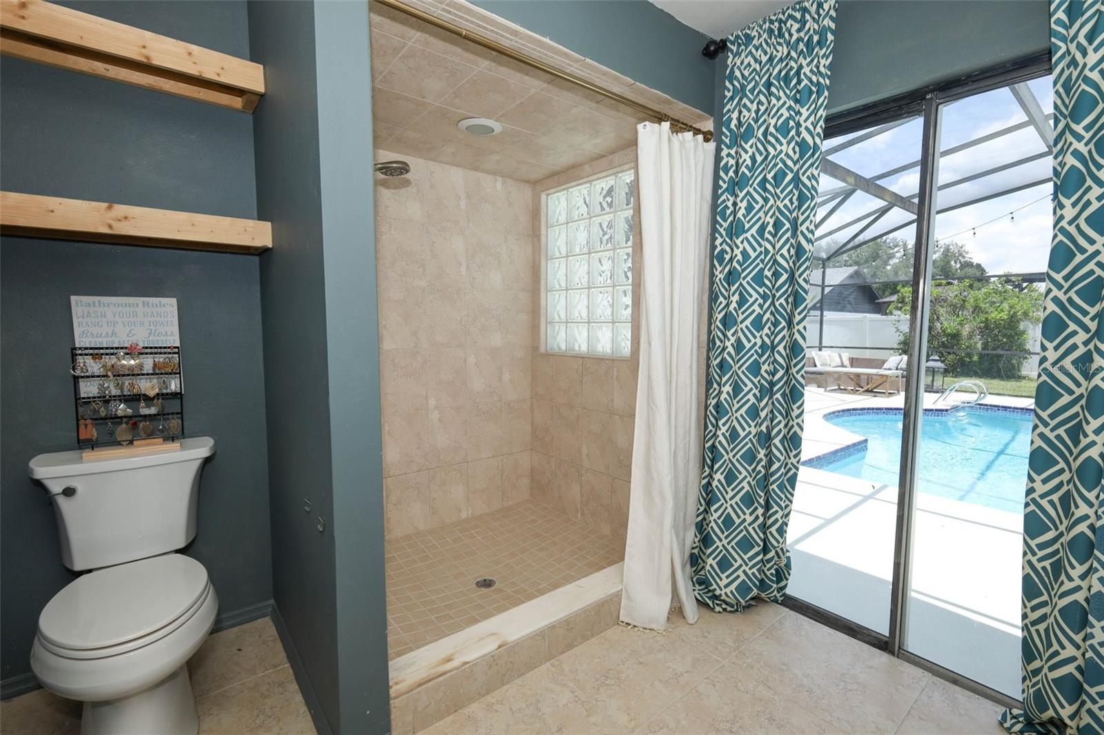 Image 29 of 62 For 9213 Sutter Court
