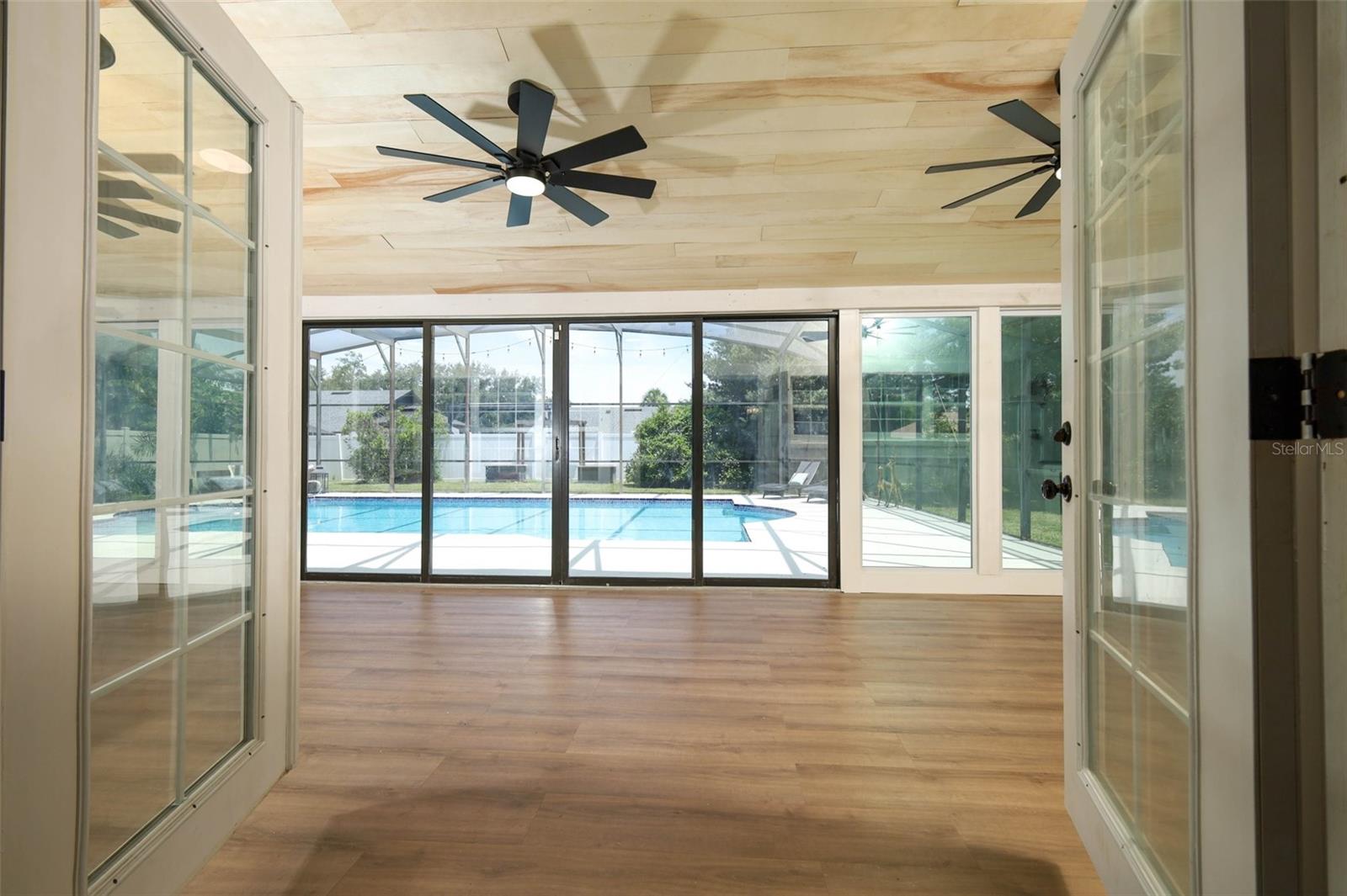 Image 39 of 62 For 9213 Sutter Court