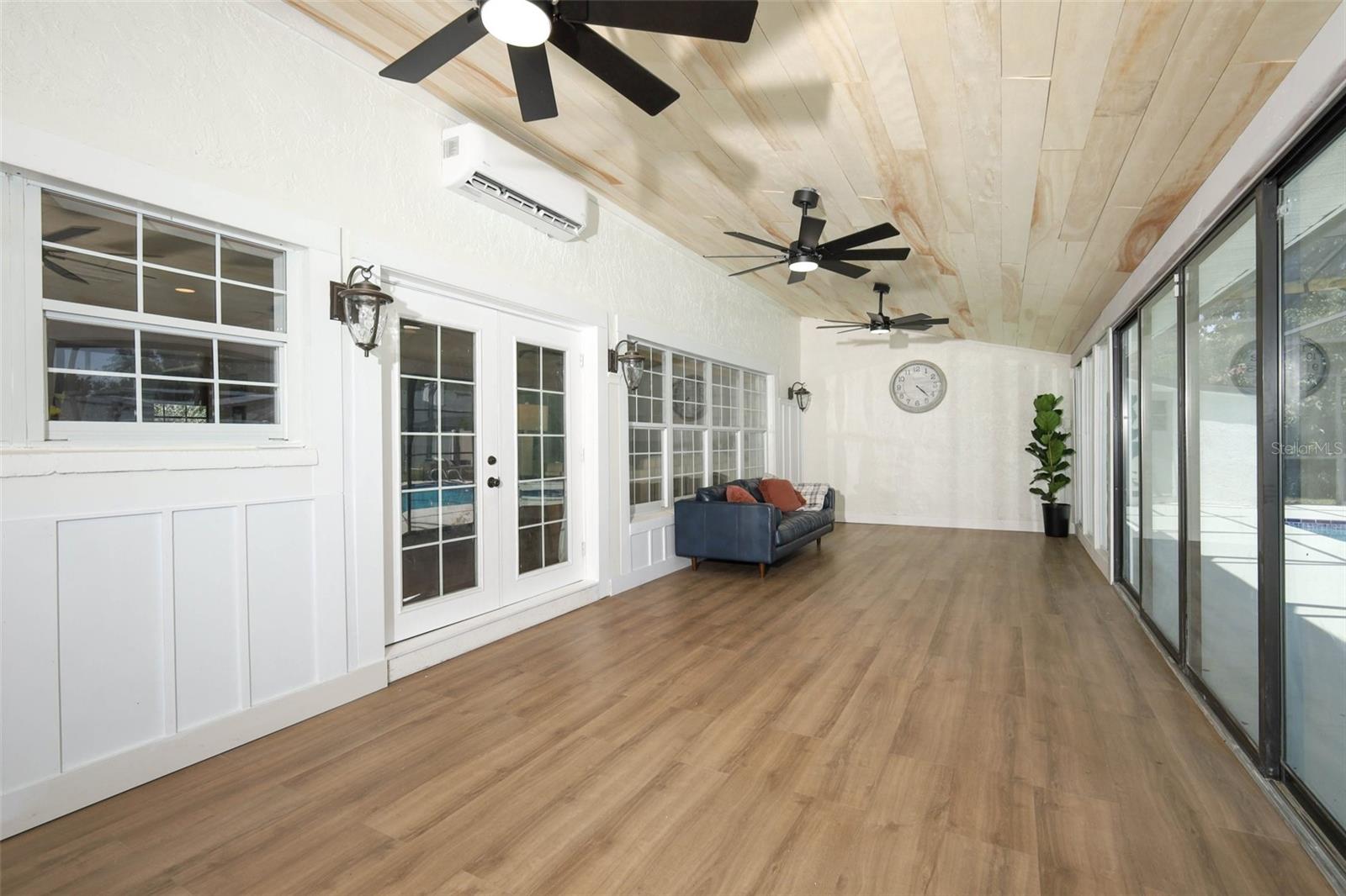 Image 44 of 62 For 9213 Sutter Court