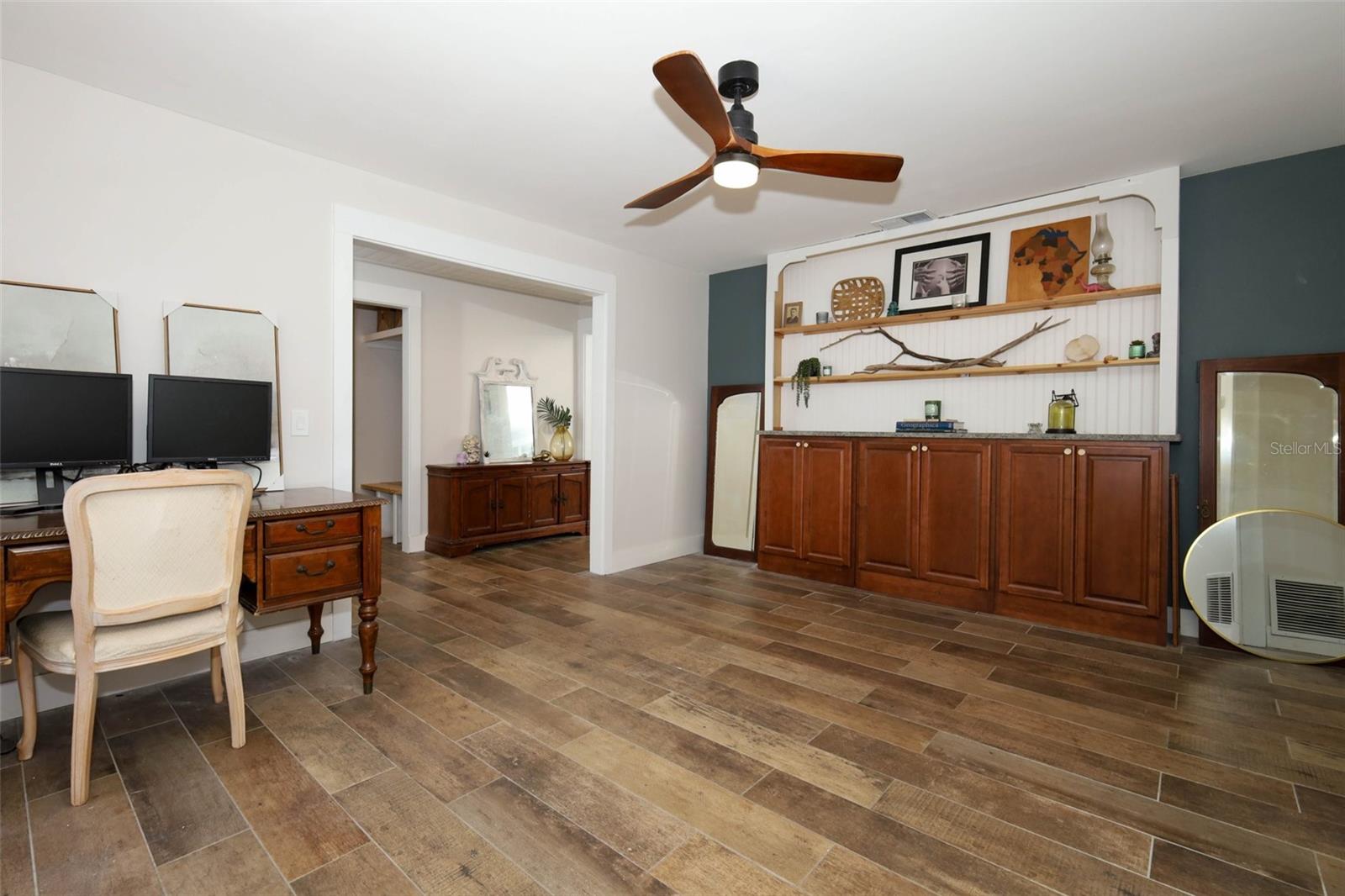 Image 7 of 62 For 9213 Sutter Court