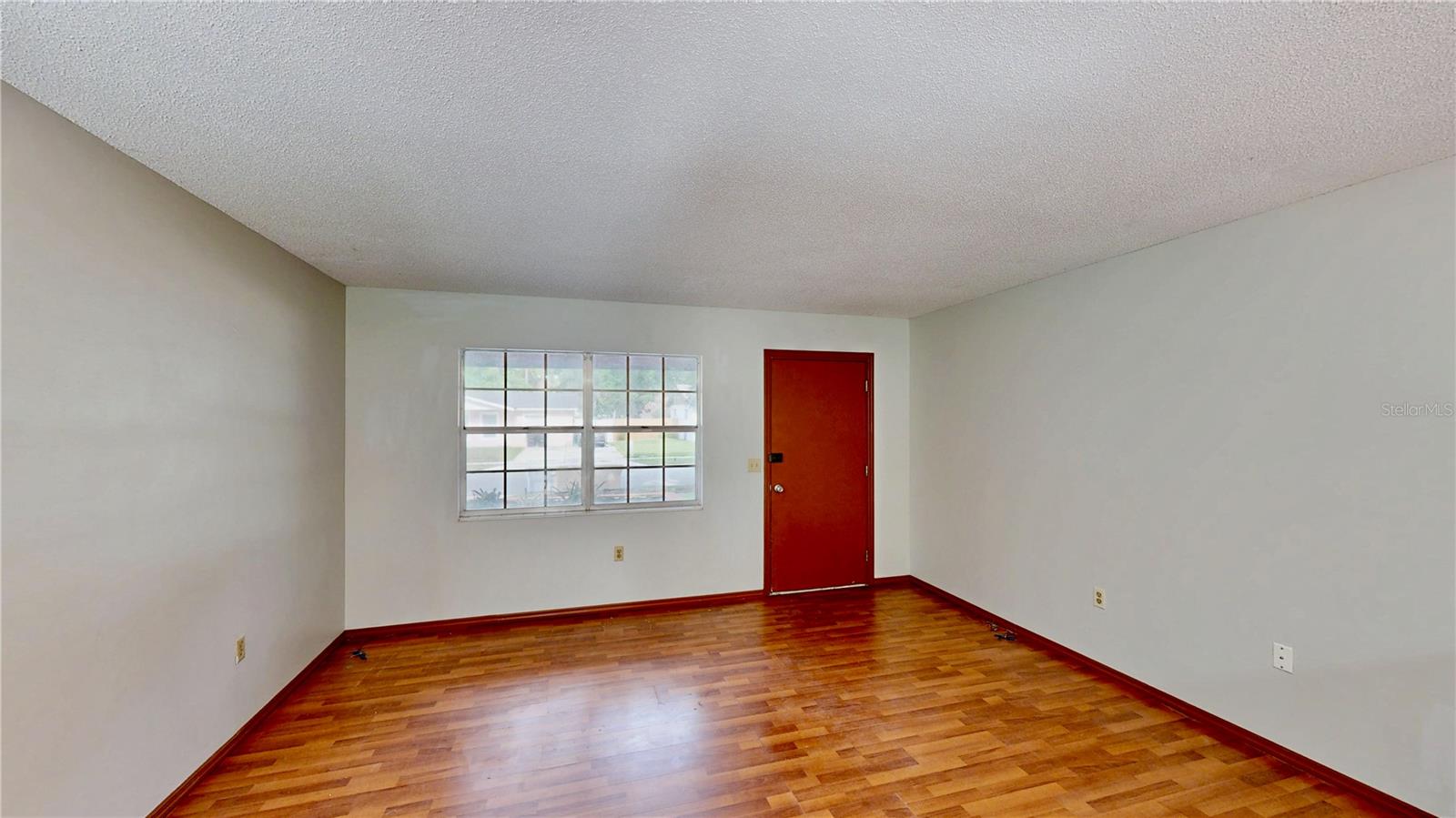 Image 16 of 35 For 3687 Baronette Drive