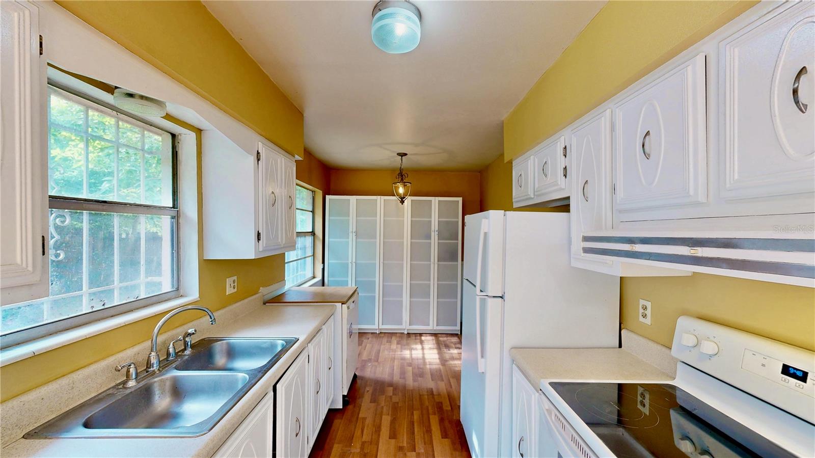 Image 4 of 35 For 3687 Baronette Drive