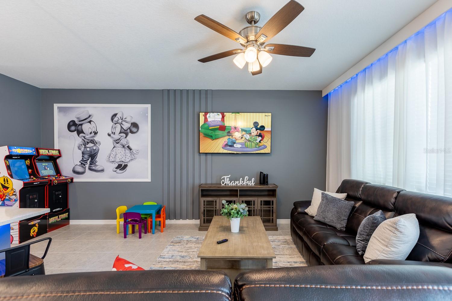 Listing photo id 15 for 1030 Plantation Lane