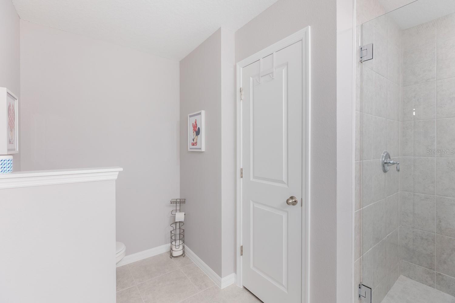 Listing photo id 24 for 1030 Plantation Lane