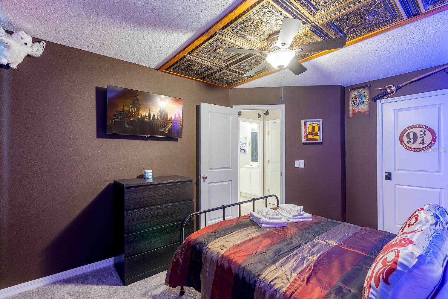 Listing photo id 36 for 1030 Plantation Lane
