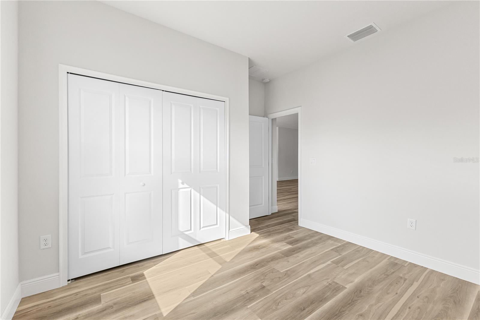 Image 17 of 47 For 14980 60th Terrace