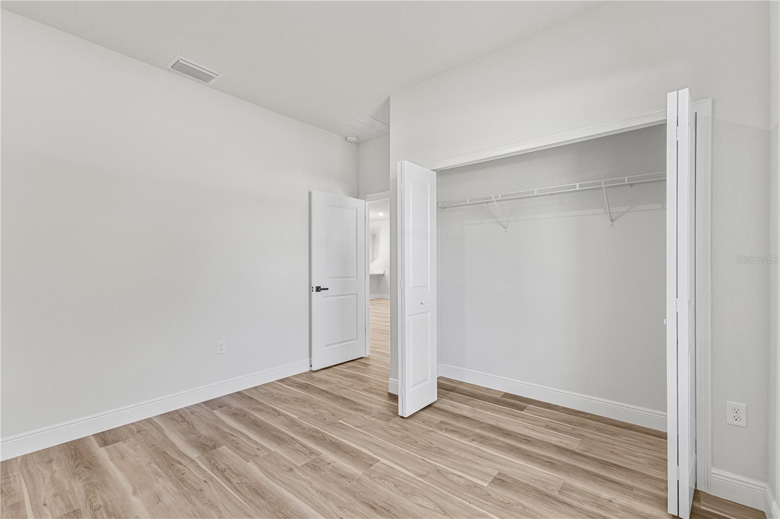 Image 23 of 47 For 14980 60th Terrace