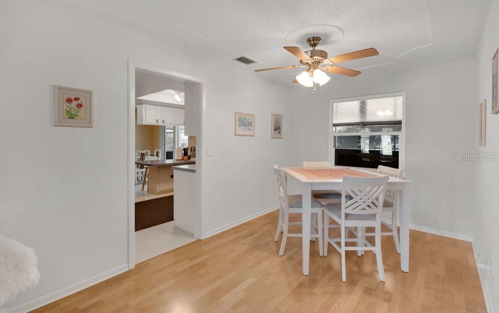 Image 3 of 27 For 631 Dundee Circle