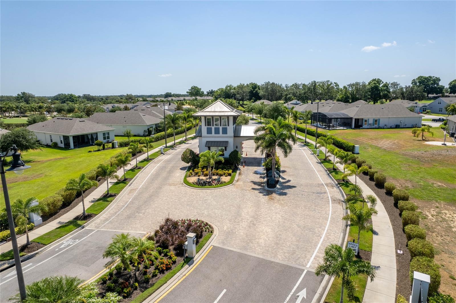 Image 32 of 46 For 7724 Four Seasons Boulevard