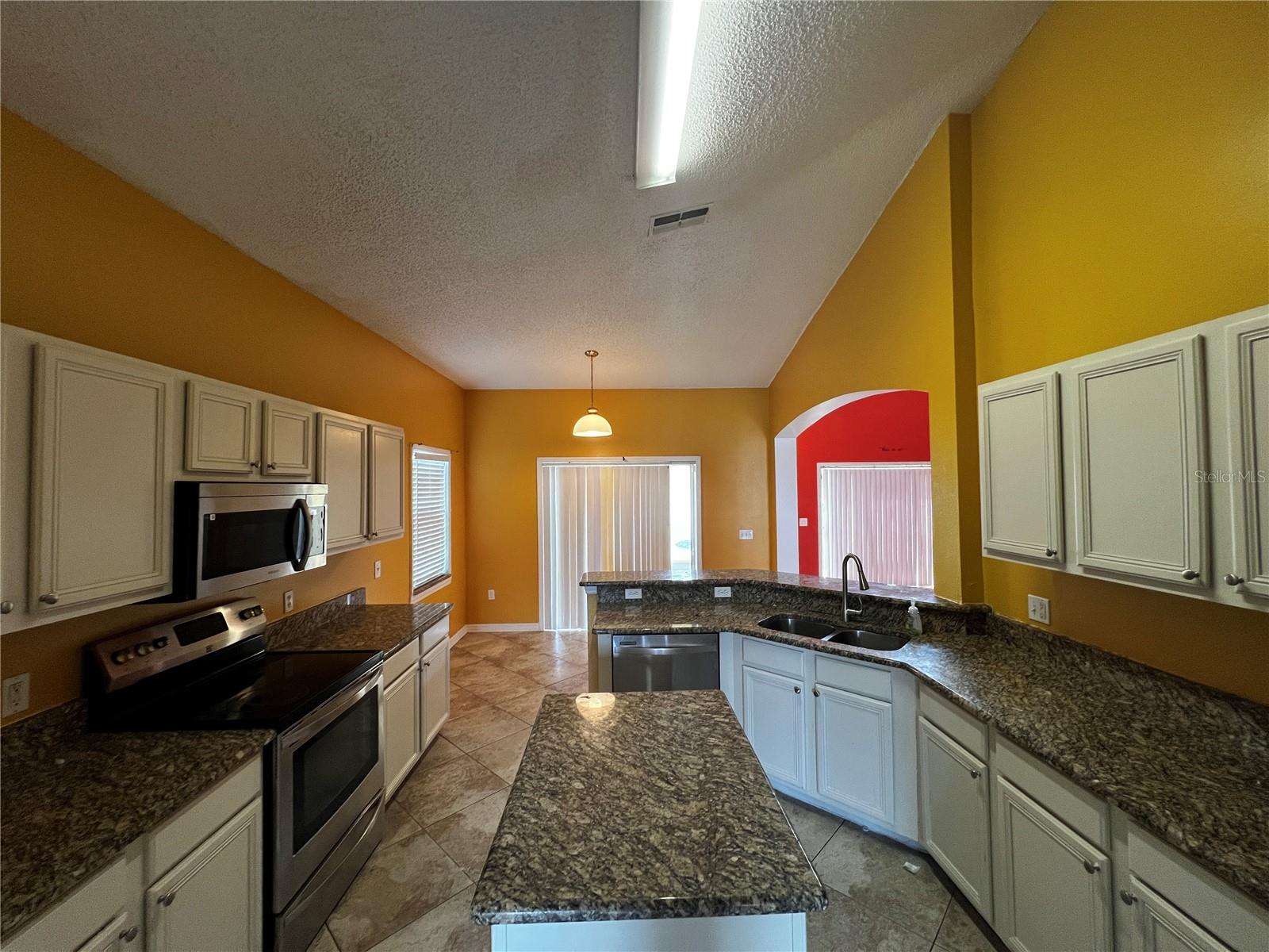 Image 6 of 21 For 308 Big Sioux Lane