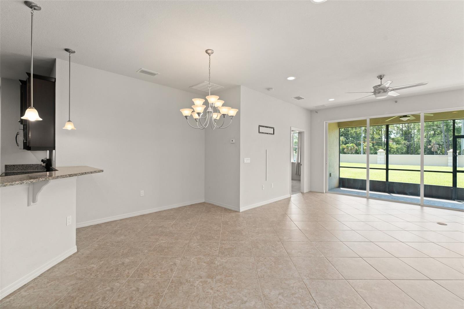 Image 16 of 38 For 1218 Vienna Square Dr