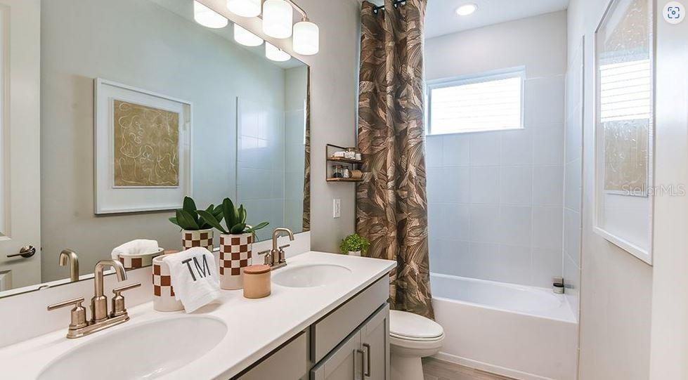 Image 17 of 27 For 5627 Portico Place