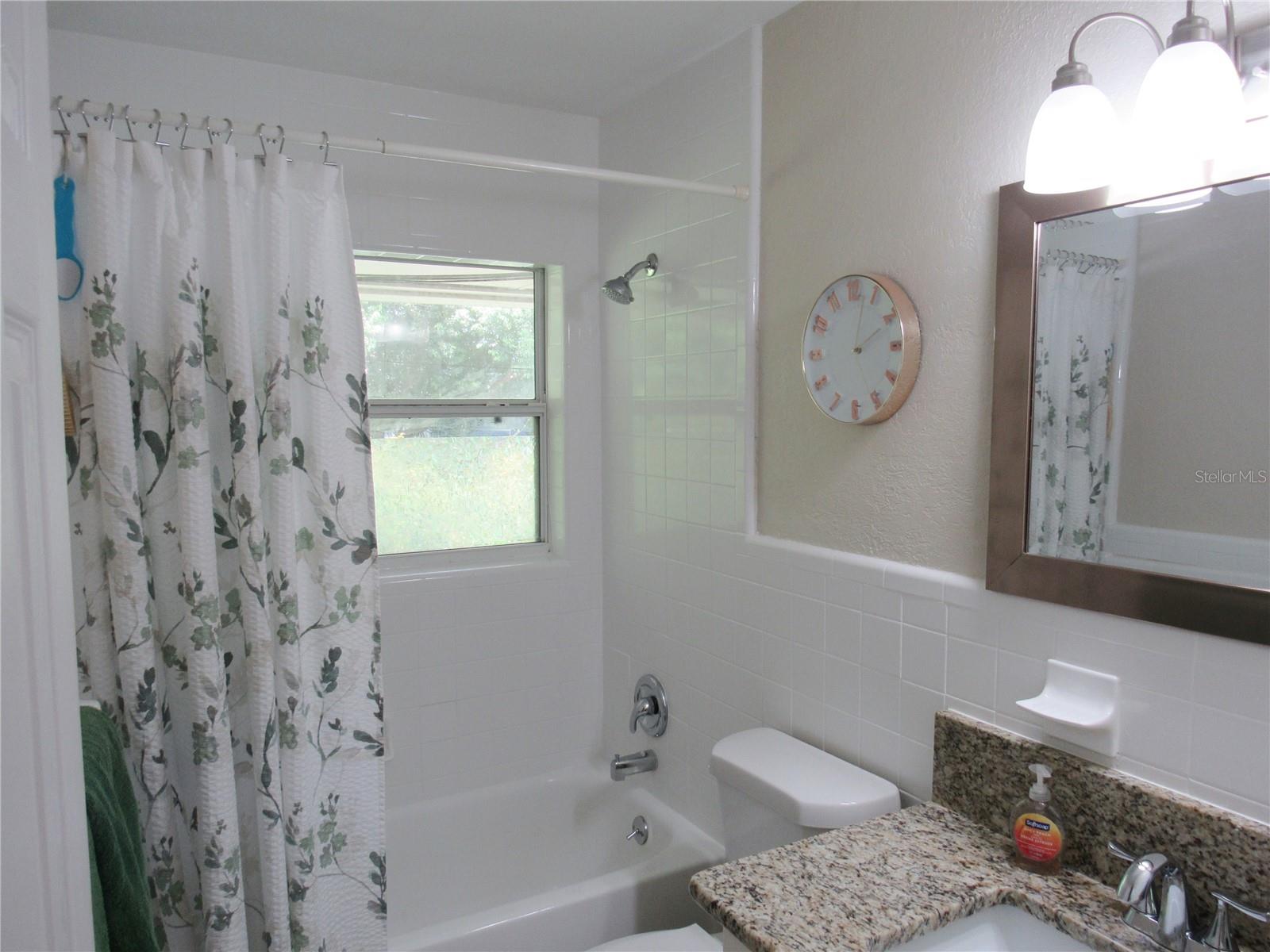 Image 14 of 20 For 719 Mount Vernon Street 8