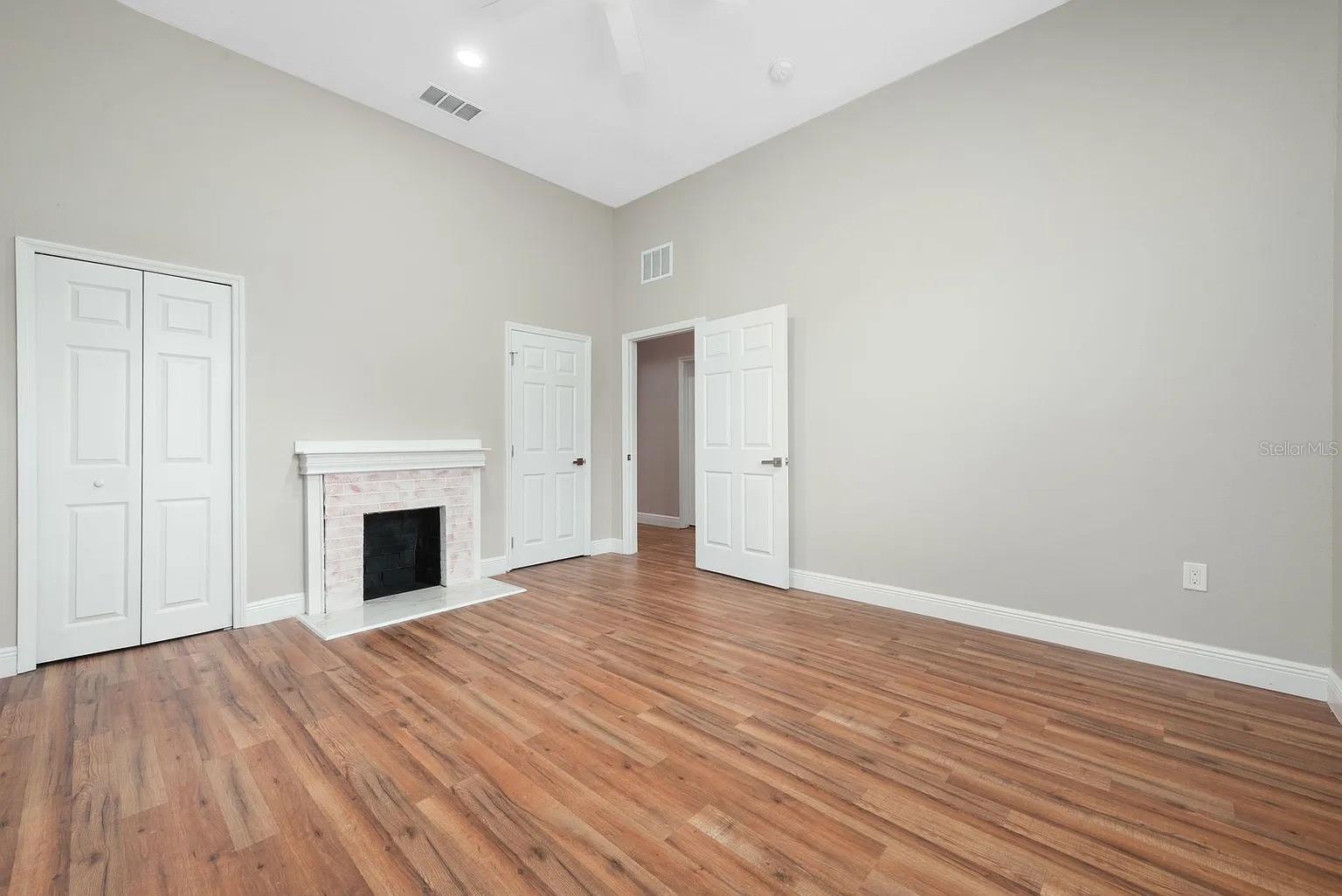 Image 10 of 17 For 4955 Old Lucerne Park Road