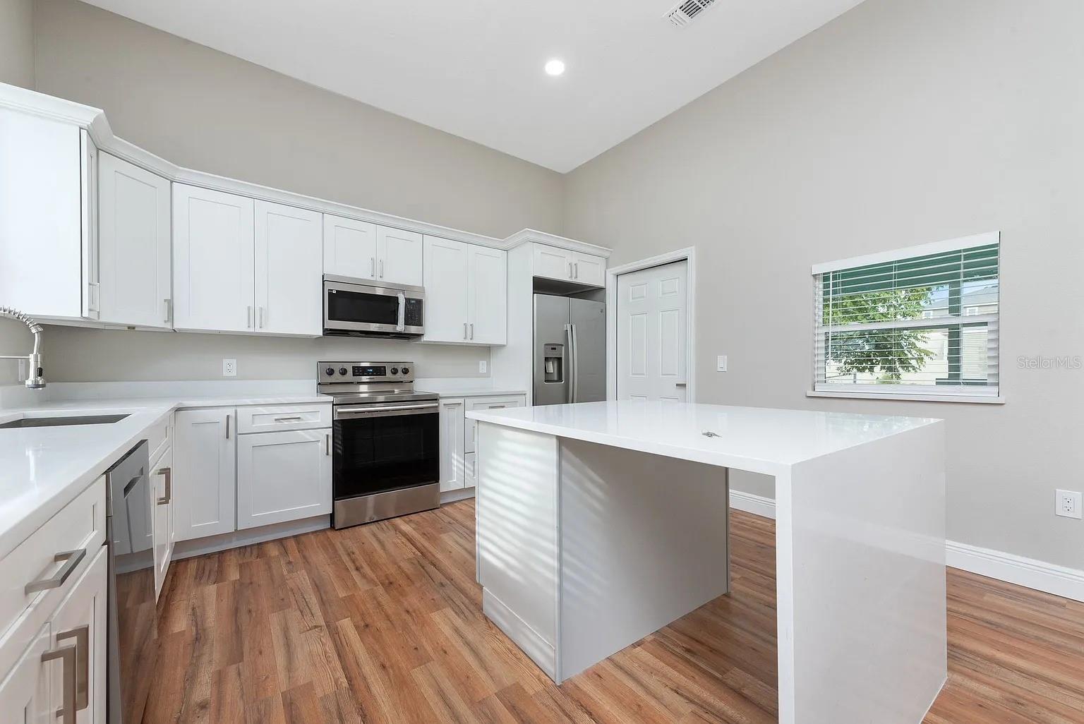 Image 7 of 17 For 4955 Old Lucerne Park Road