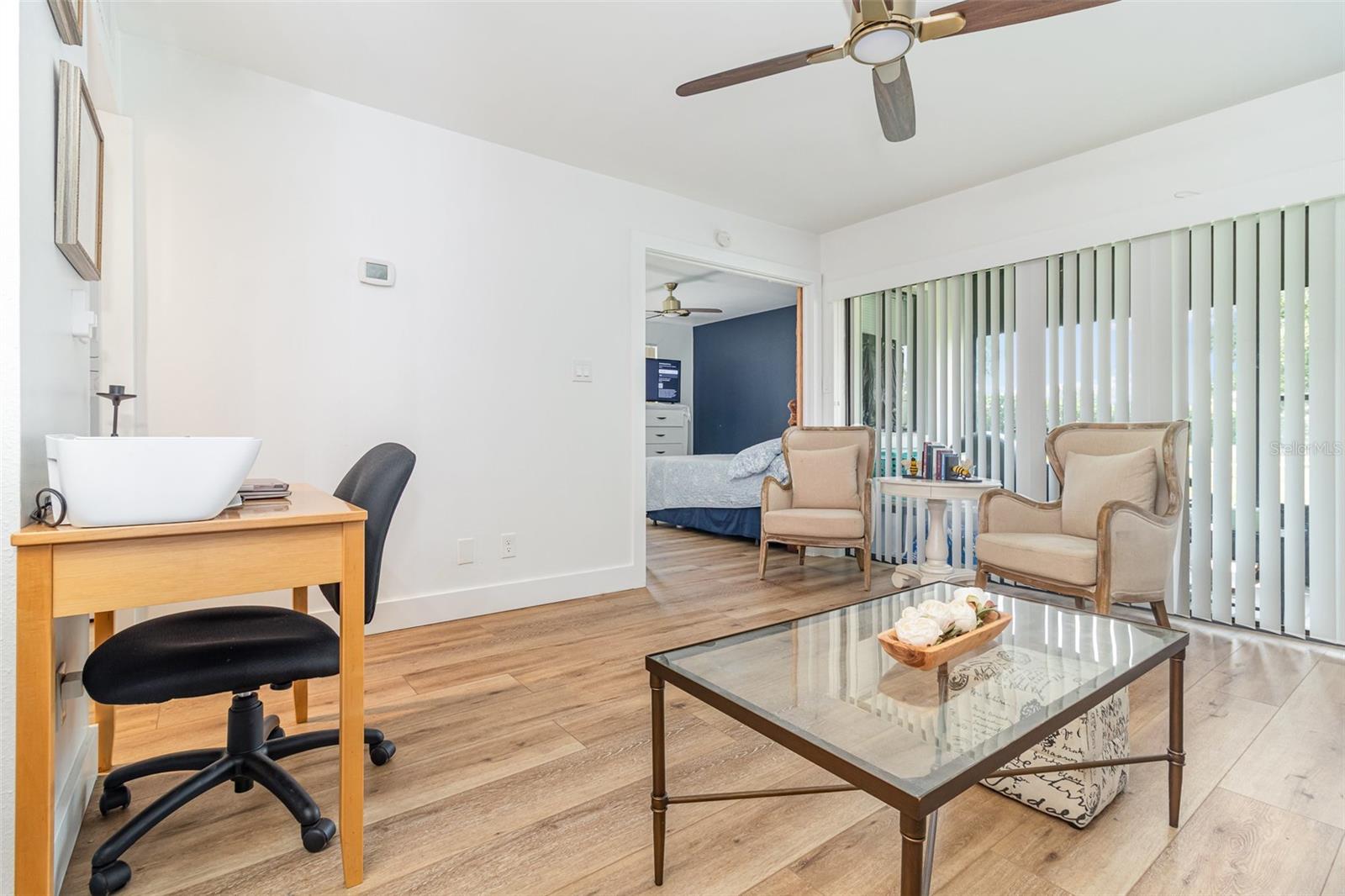 Image 10 of 26 For 212 Orienta Point Street 212