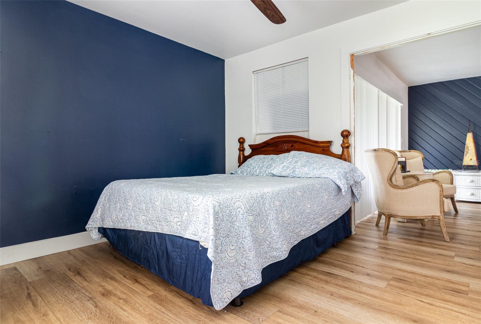 Image 12 of 26 For 212 Orienta Point Street 212