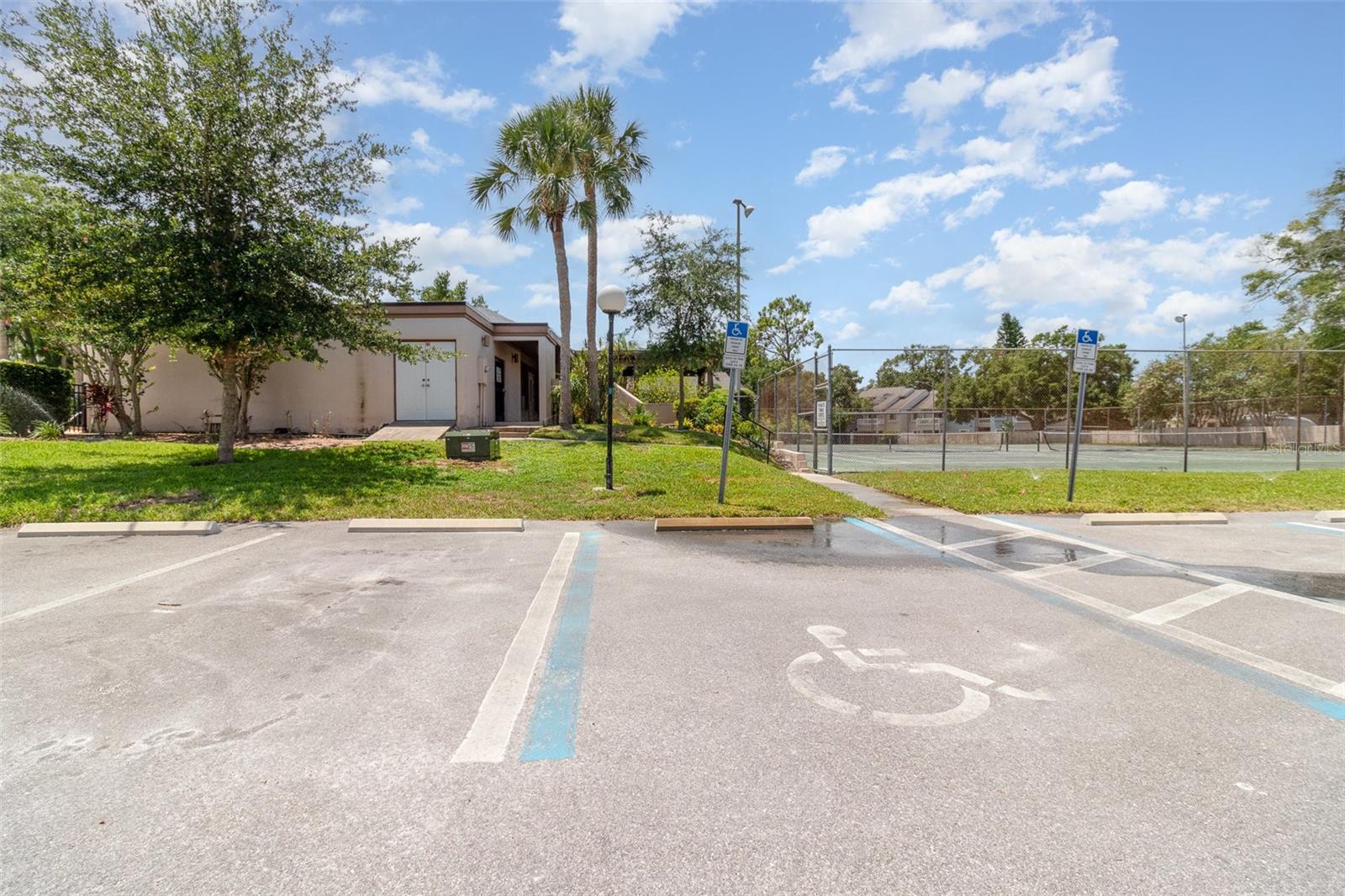Image 20 of 26 For 212 Orienta Point Street 212