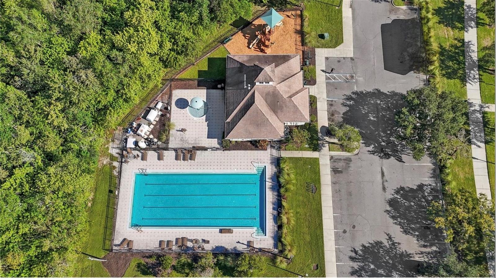 Image 10 of 38 For 1037 Berkeley Drive