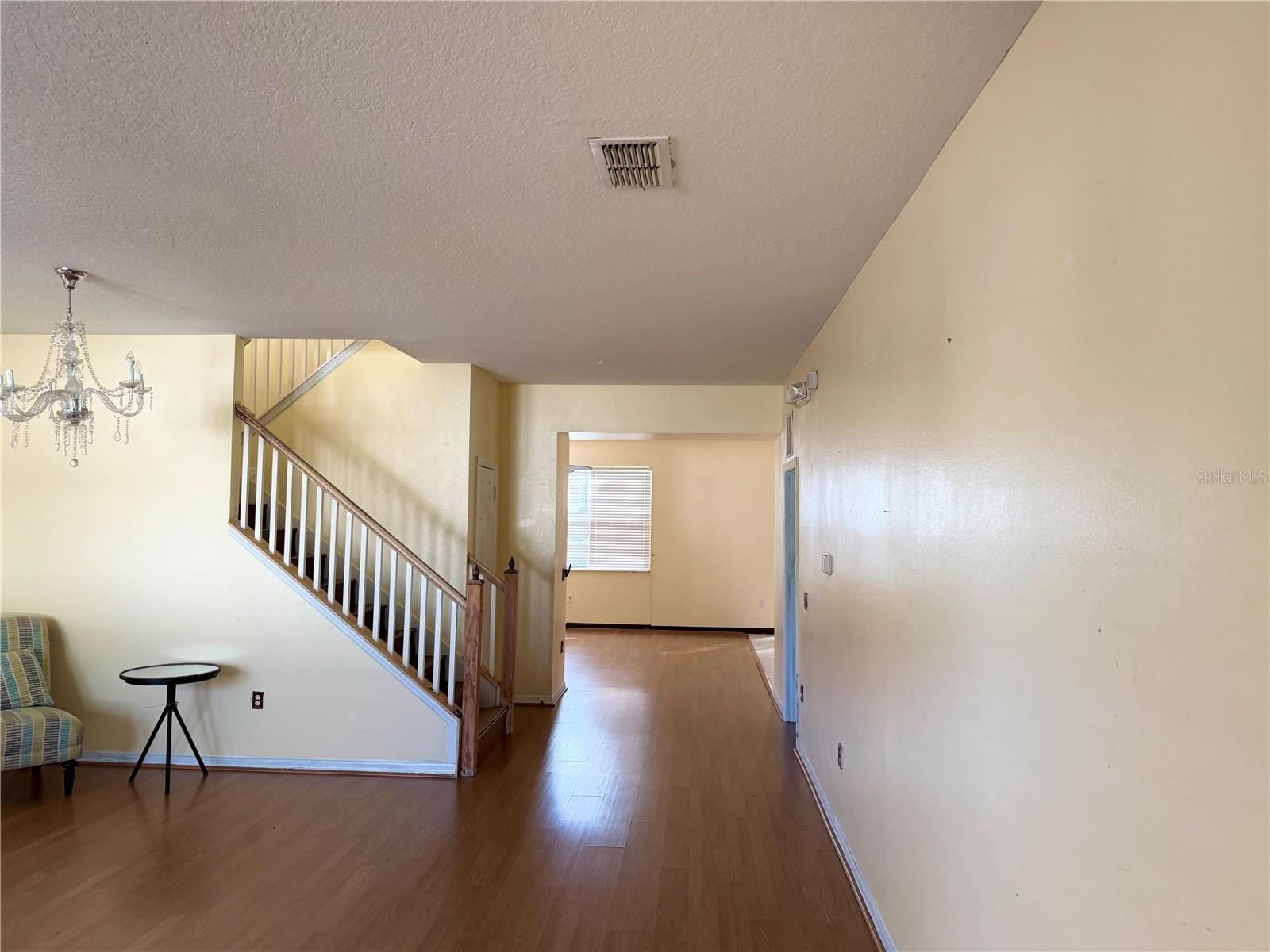 Image 8 of 38 For 1037 Berkeley Drive