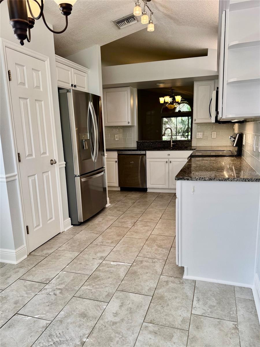 Image 8 of 38 For 1001 Pebble Beach Circle
