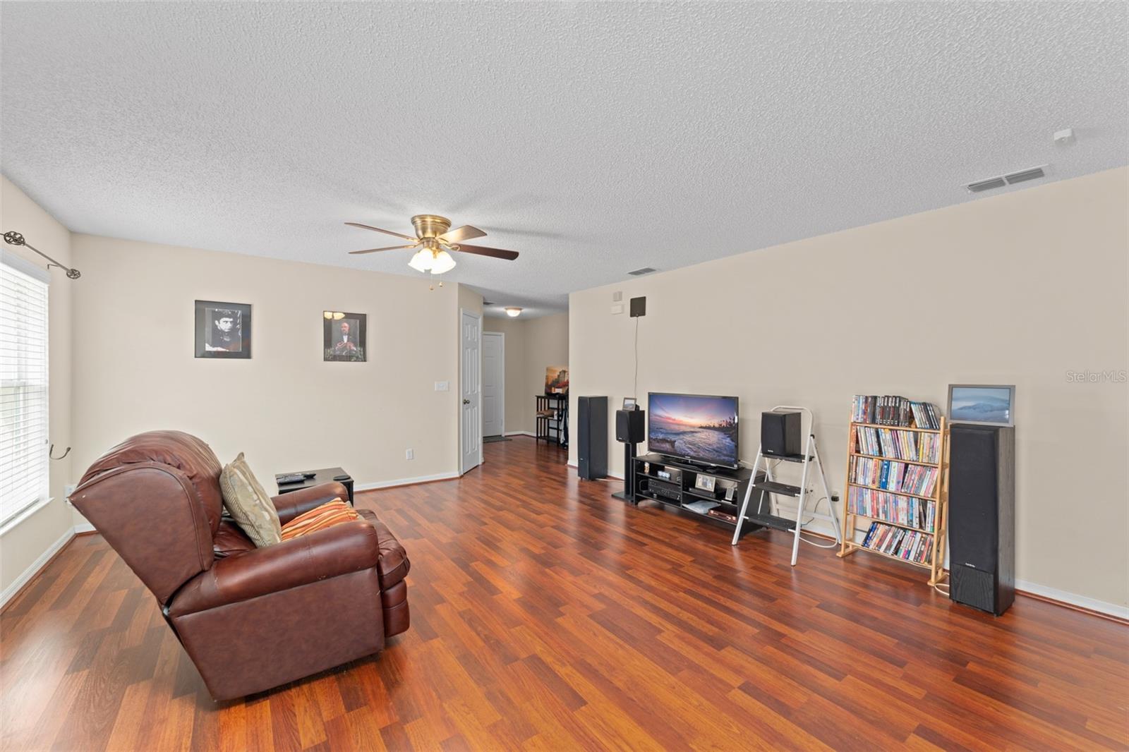 Image 3 of 42 For 15114 Waterford Chase Parkway