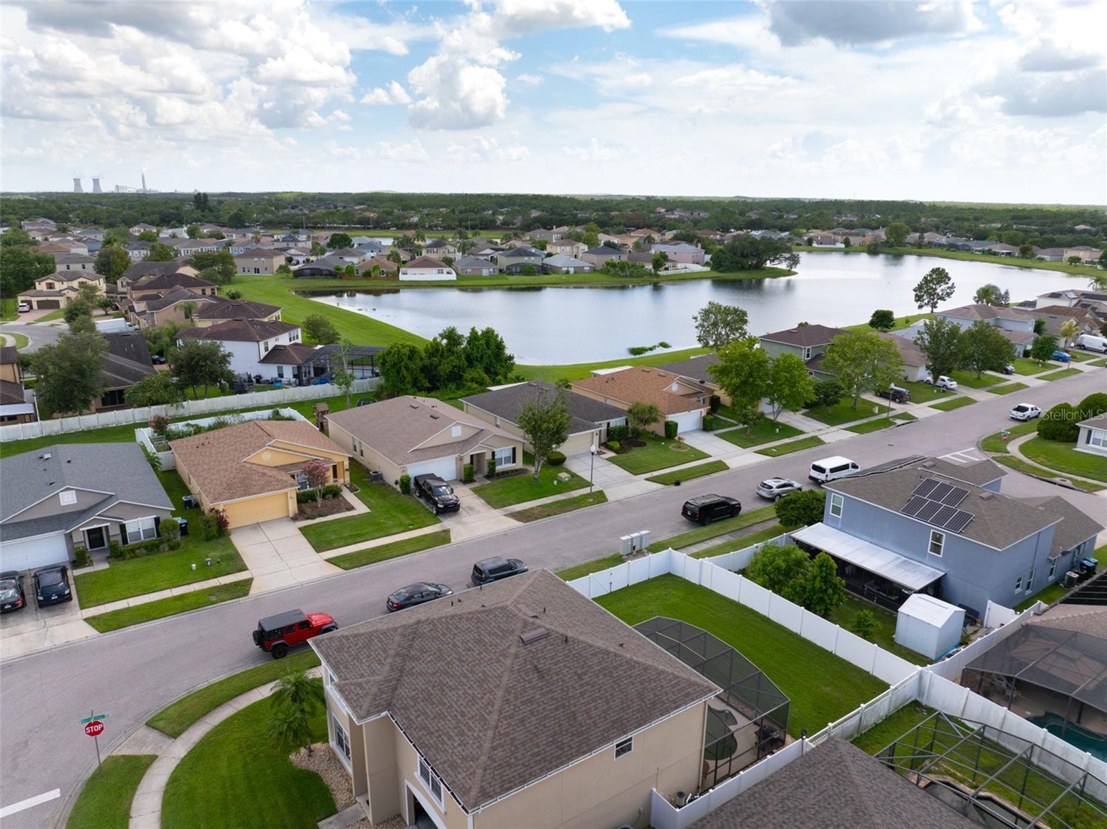 Image 34 of 42 For 15114 Waterford Chase Parkway