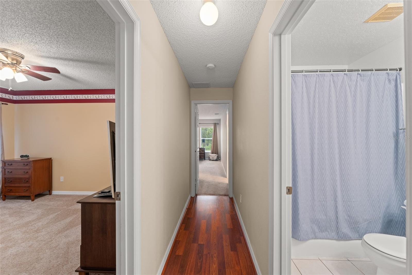 Image 7 of 42 For 15114 Waterford Chase Parkway