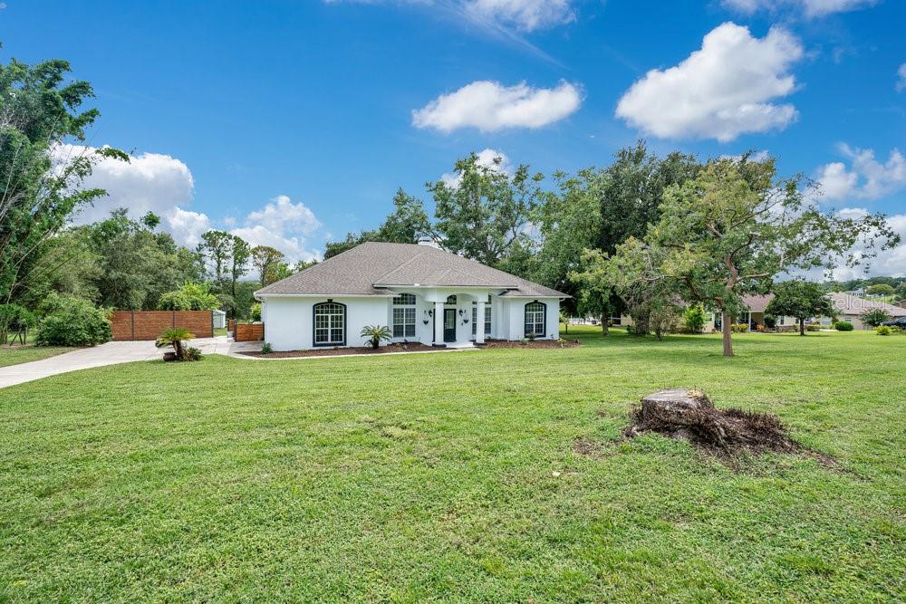 Image 27 of 31 For 15802 Thoroughbred Lane