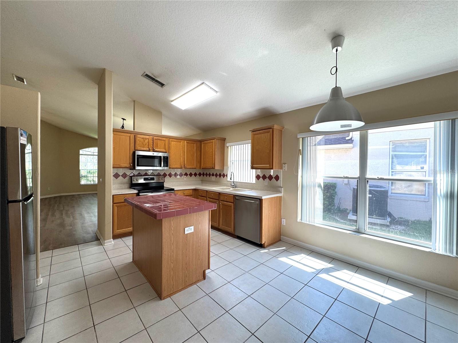 Image 11 of 32 For 4952 Hook Hollow Circle