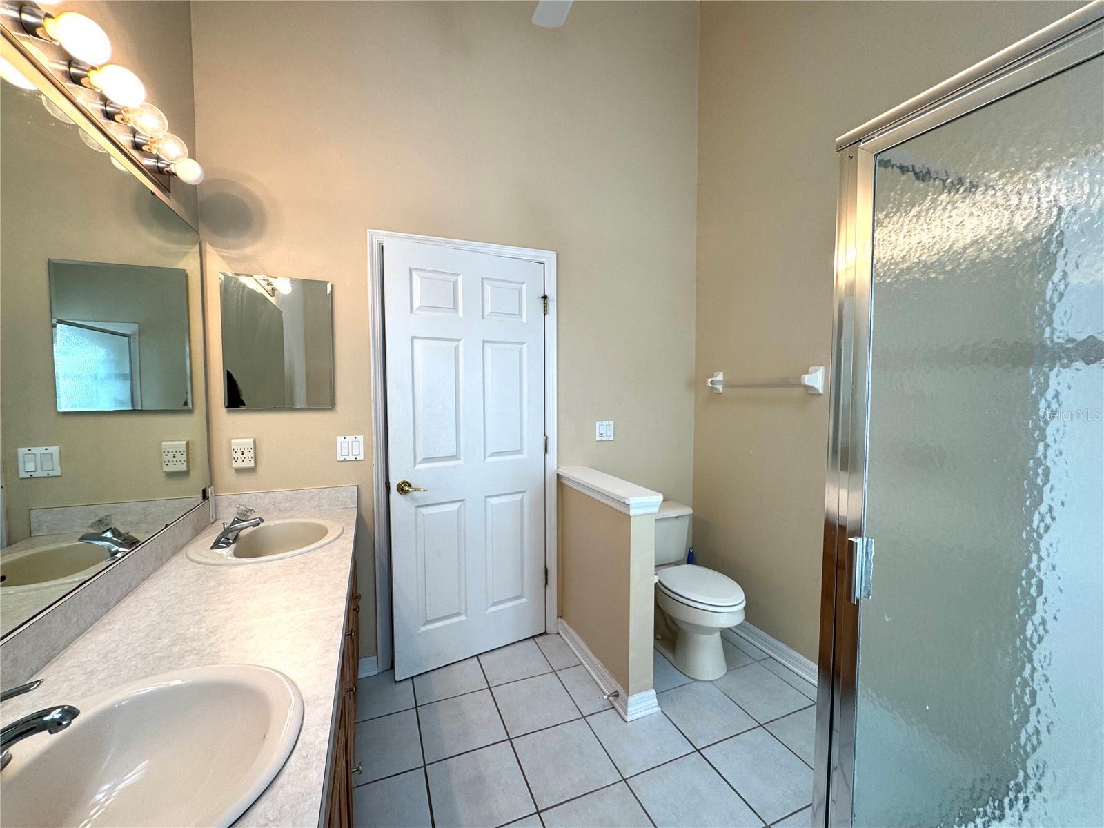 Image 15 of 32 For 4952 Hook Hollow Circle