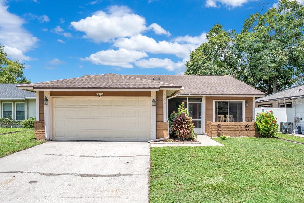 Image 15 of 18 For 3058 Curry Woods Drive