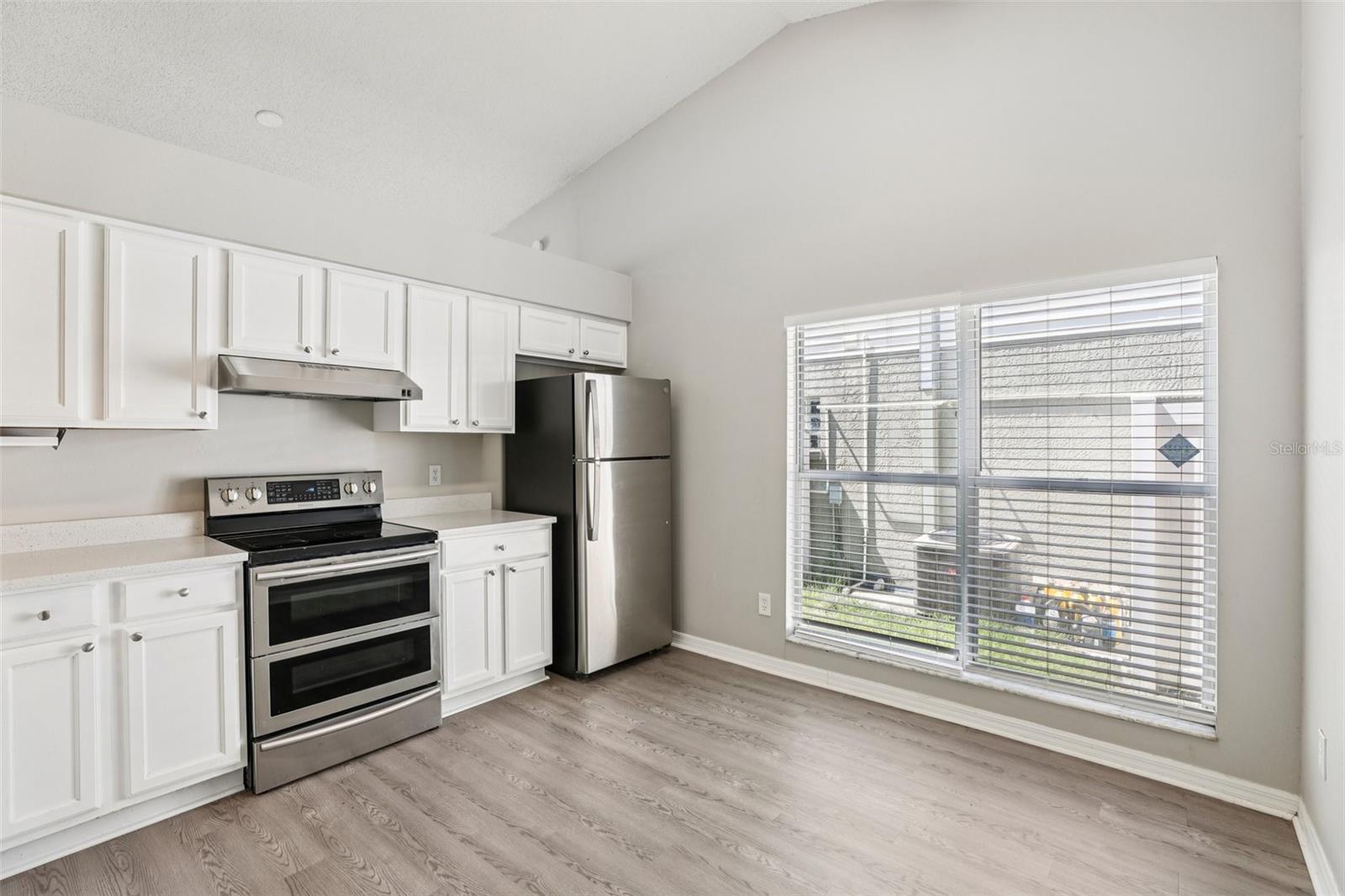 Image 13 of 37 For 634 Whittingham Place