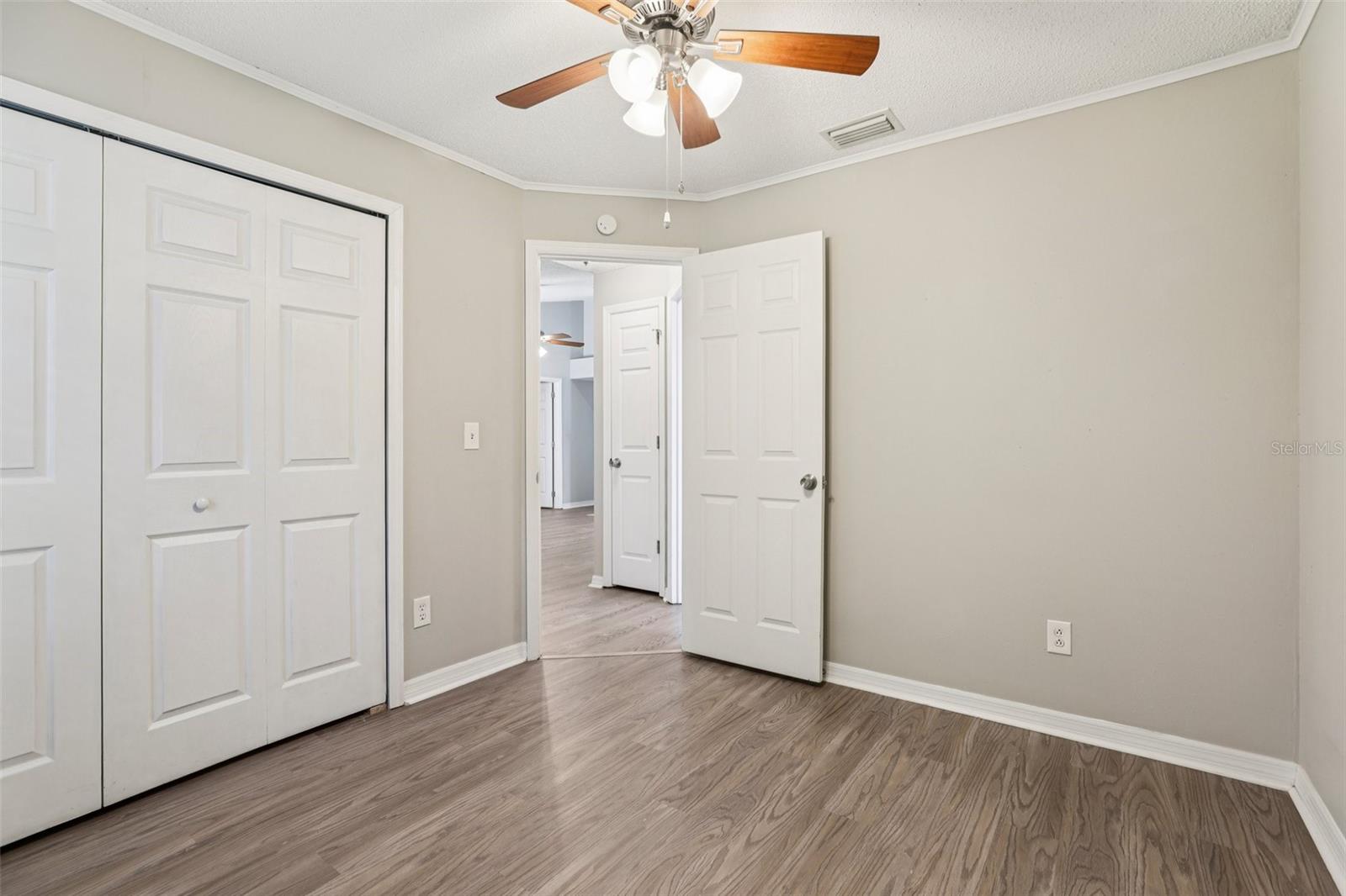 Image 20 of 37 For 634 Whittingham Place