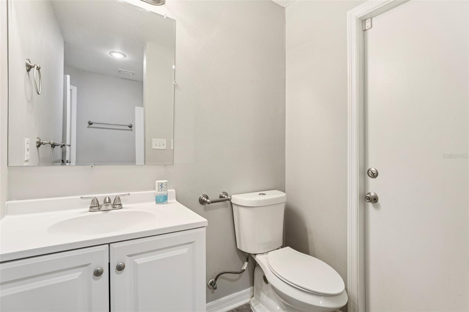 Image 23 of 37 For 634 Whittingham Place