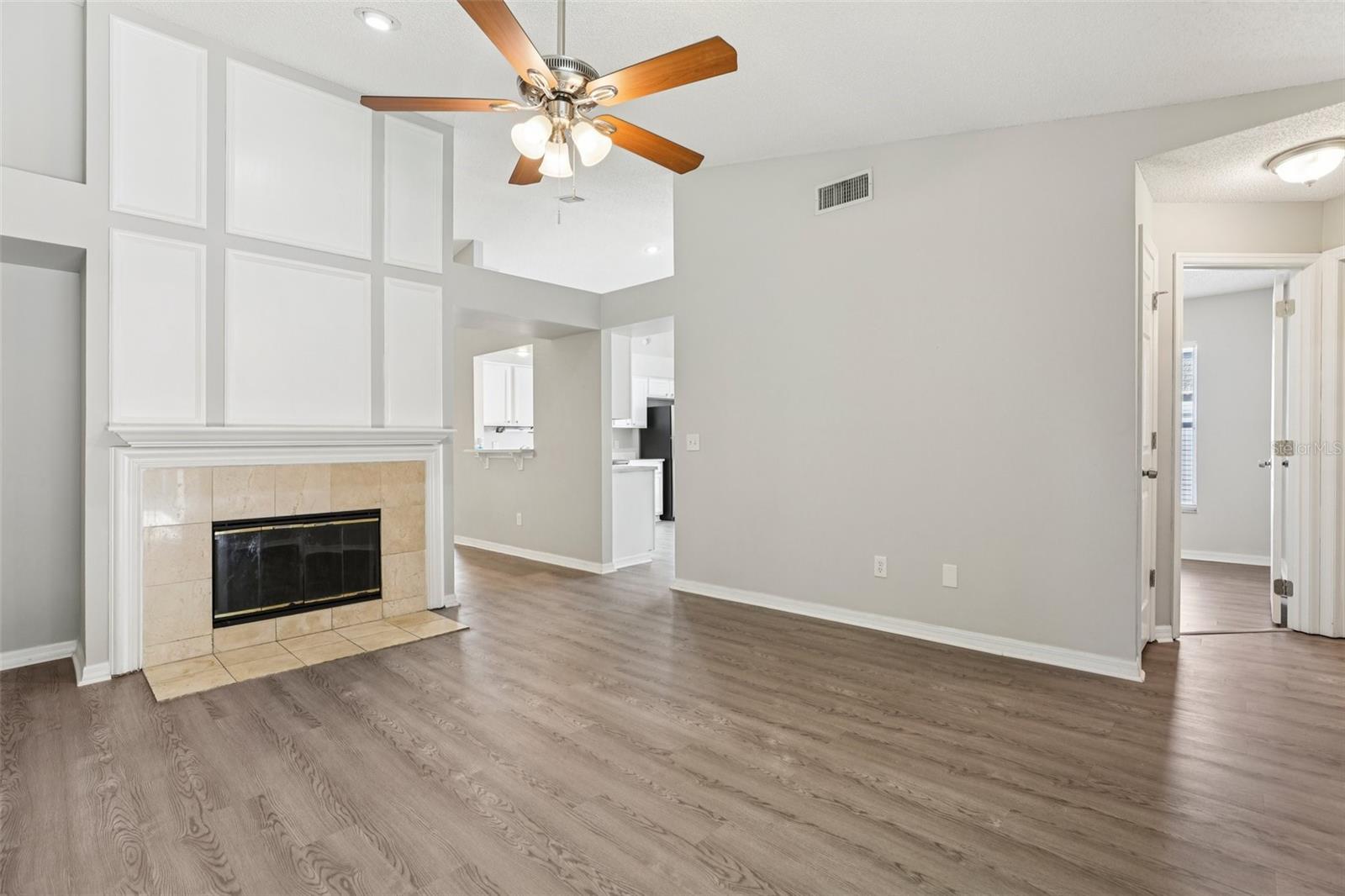 Image 9 of 37 For 634 Whittingham Place